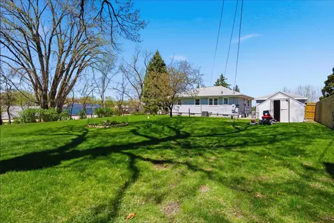 Exterior - 807 Maynard Ave, Waterloo, IA 50701 photo 5 of 6