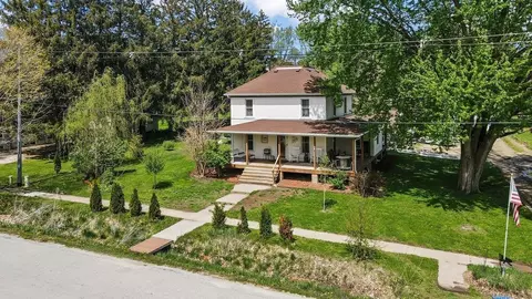 200 Forrest Ave, Denver, IA 50622