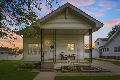 416 Union St, Ryan, IA 52330