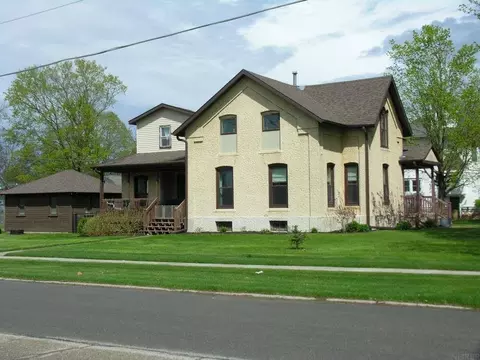 705 Mechanic St, Osage, IA 50461