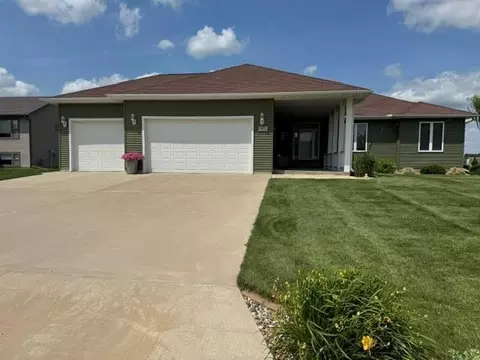 1913 NE 13th Ave, Austin, MN 55912