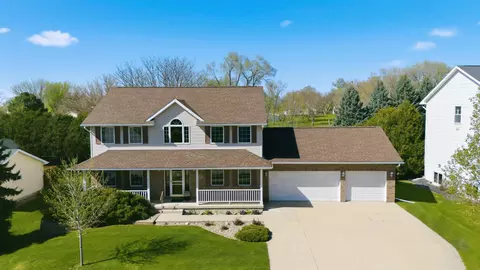 219 Cordoba Ave, Cedar Falls, IA 50613
