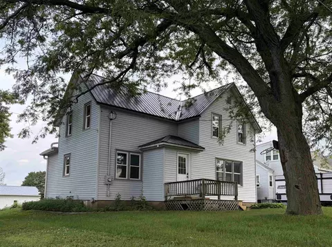 709 S Madison St, Wellsburg, IA 50680