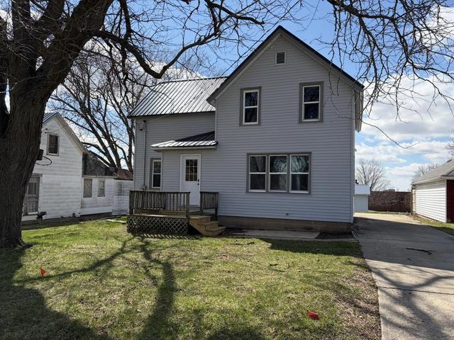 709 S Madison St, Wellsburg, IA 50680