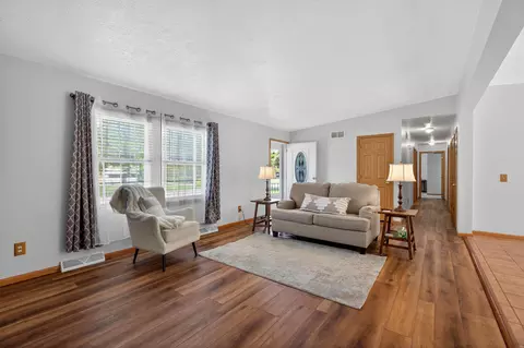 Other - 722 Creston Ave, Waterloo, IA 50707 photo 1 of 11