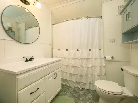 Bath - 310 N Maple St, Sumner, IA 50674 photo 2 of 2
