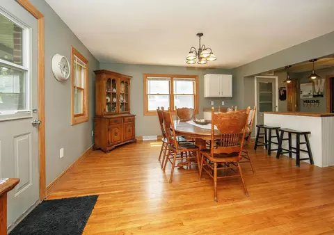 Dining - 310 N Maple St, Sumner, IA 50674 photo 3 of 3