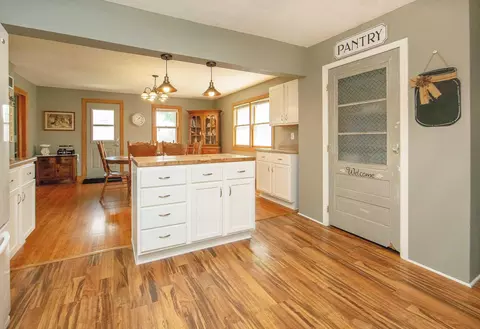 Kitchen - 310 N Maple St, Sumner, IA 50674 photo 4 of 4