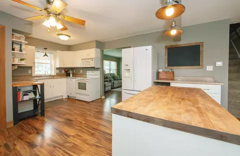 Kitchen - 310 N Maple St, Sumner, IA 50674 photo 1 of 4