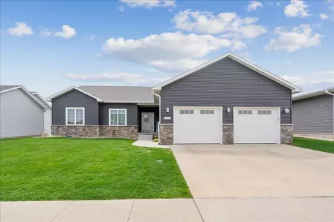 Exterior - 4230 Shocker, Cedar Falls, IA 50613 photo 2 of 5