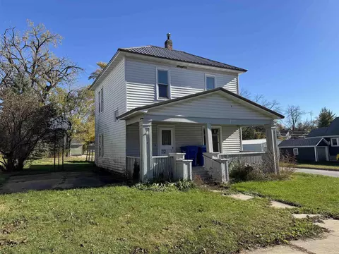 229 SE 4th Ave, Oelwein, IA 50662