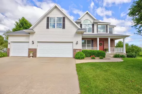 2821 Covey Ct, Cedar Falls, IA 50613