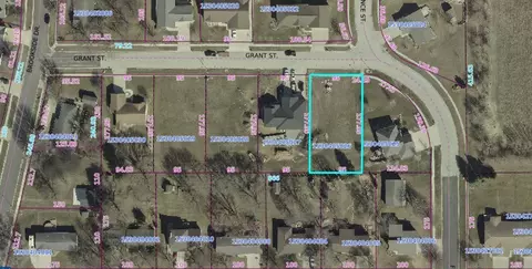 1212 Grant St, Parkersburg, IA 50665