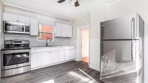 Kitchen - 1374 Main St, Dubuque, IA 52001 photo 1 of 3