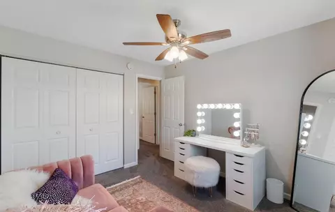 Bedroom - 727 Progress Ave, Waterloo, IA 50701 photo 7 of 7