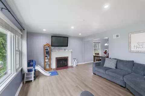 Other - 145 Cornwall Ave, Waterloo, IA 50702 photo 1 of 2