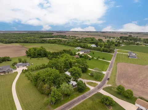 View/Area - 716 E 13th St, Sumner, IA 50674 photo 2 of 6