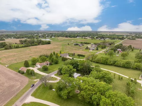 View/Area - 716 E 13th St, Sumner, IA 50674 photo 5 of 6