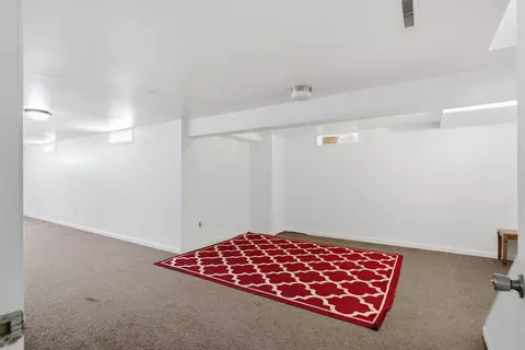 1231 E Ridgeway Ave, Waterloo, IA 50702 photo 17