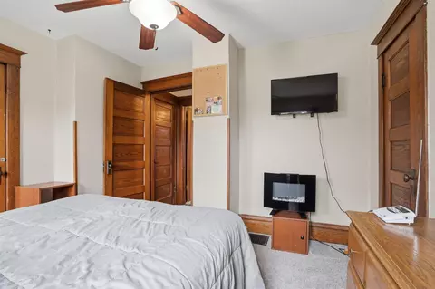 Bedroom - 330 S Walnut Ave, New Hampton, IA 50659 photo 2 of 4