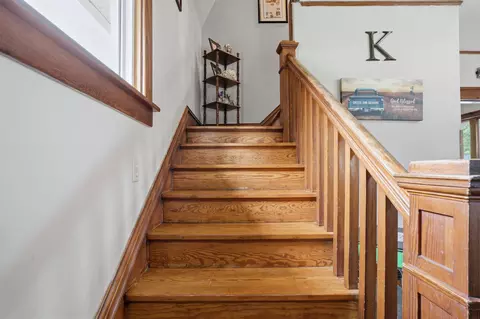 Entry Way - 330 S Walnut Ave, New Hampton, IA 50659 photo 2 of 2