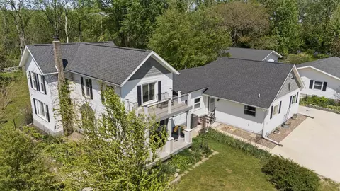 12432 X Ave, Cedar Falls, IA 50613