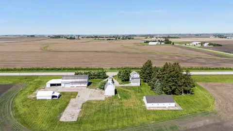 12119 S Hudson Rd, Hudson, IA 50643
