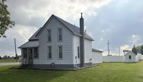 1464 6th St, Jesup, IA 50648