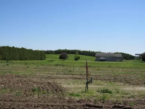 valley court LOT 10, Monticello, IA 52310