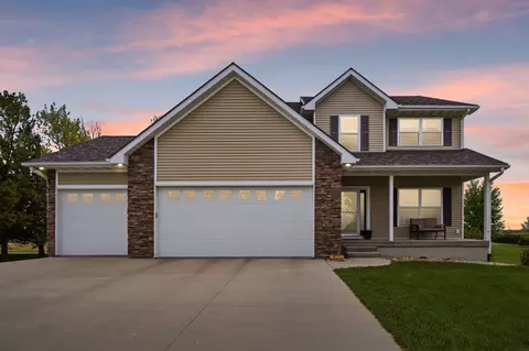 24120 M Ave #5, Grundy Center, IA 50638