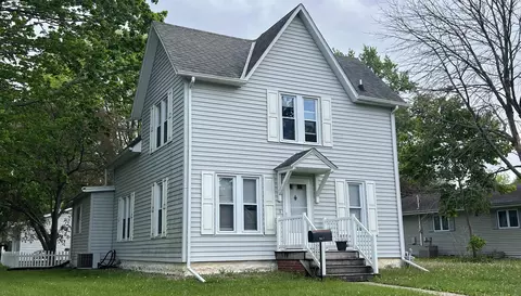 500 S Johnson St, Charles City, IA 50616