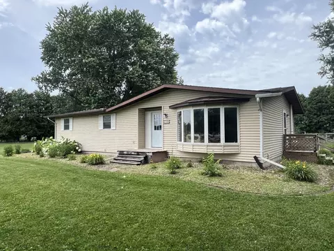 1106 Main St, Elgin, IA 52141