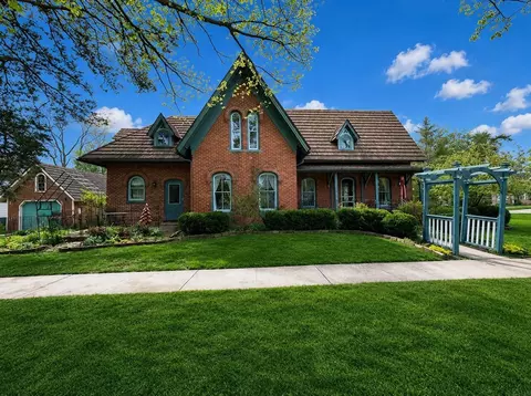 701 Fifth Ave, Decorah, IA 52101