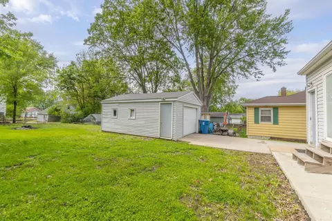 Exterior - 1228 Lyon Ave, Waterloo, IA 50702 photo 4 of 4