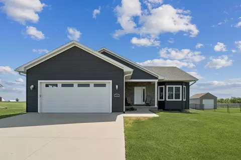 512 Cherry St, Allison, IA 50602