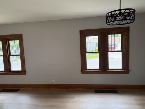 Living - 301 Bertch, Waterloo, IA 50701 photo 3 of 3