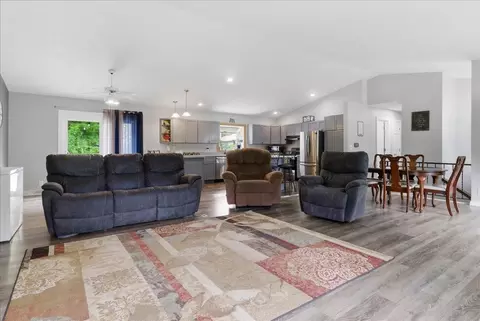 Other - 307 Lambeth Rd, Waterloo, IA 50701 photo 5 of 16