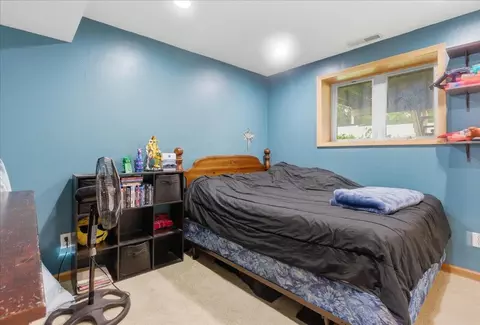 Bedroom - 307 Lambeth Rd, Waterloo, IA 50701 photo 10 of 10