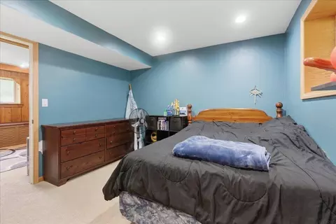 Bedroom - 307 Lambeth Rd, Waterloo, IA 50701 photo 9 of 10