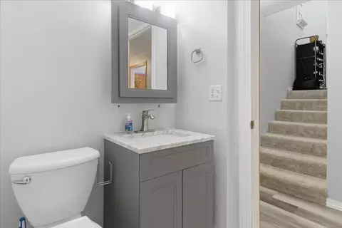 Bath - 307 Lambeth Rd, Waterloo, IA 50701 photo 7 of 7