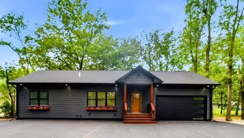 840 Grand Blvd, Evansdale, IA 50707