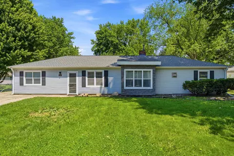 2228 Terrace Dr, Cedar Falls, IA 50613