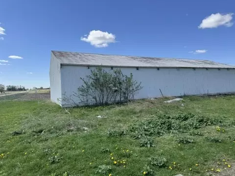 8321 L Ave, Fayette, IA 52142