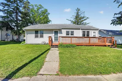 203 5th St, Parkersburg, IA 50665