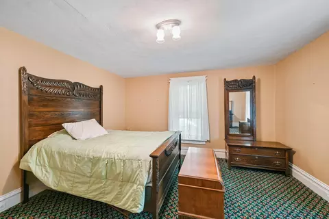 Bedroom - 208 SE 4th Ave, Waverly, IA 50677 photo 1 of 7