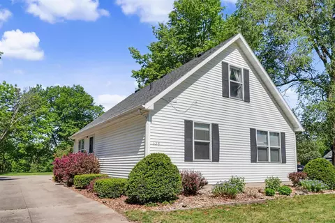 628 Main St, Janesville, IA 50647