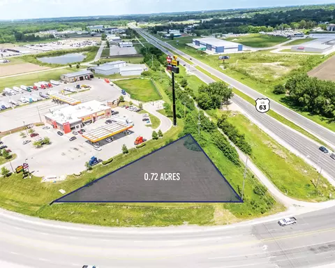 0 72 Acres Hwy 63, Waterloo, IA 50701
