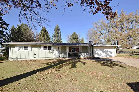 314 15th Ave N E, Independence, IA 50644