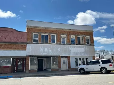 135 W Main St #6, Rockford, IA 50468