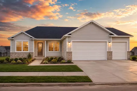 128 Live Oak Dr, Hudson, IA 50643